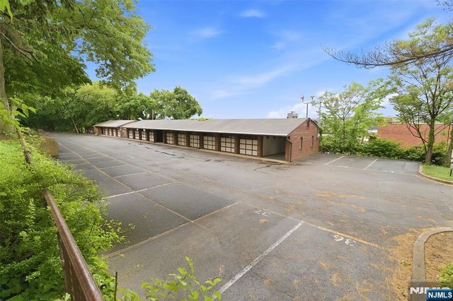 100 Palisade Avenue A51, Englewood, NJ 07631
