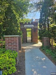 100 Palisade Avenue A51, Englewood, NJ 07631