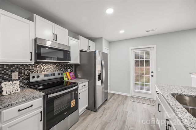 916 Sundance Drive, Gastonia, NC 28054