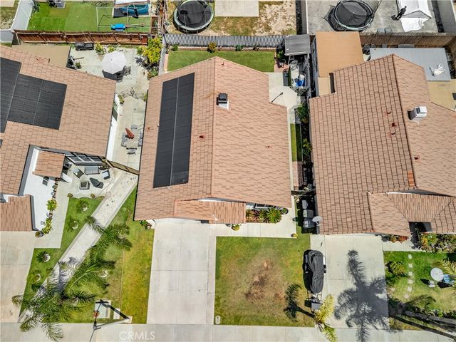 302 Daystar Drive, Perris, CA 92571