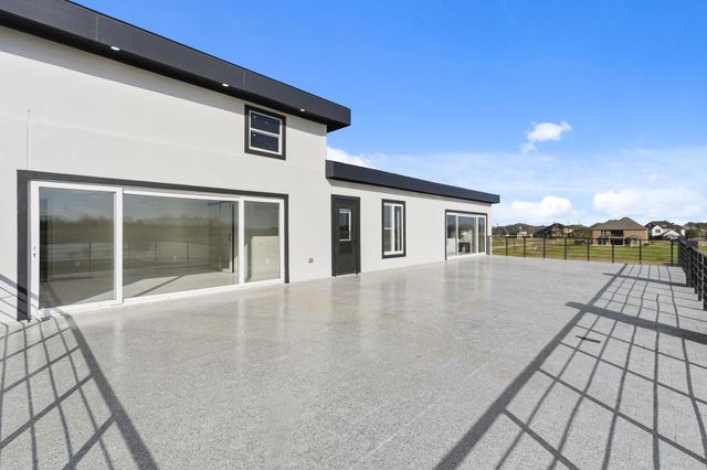 703 Leaning Oak Trail, Richmond, TX 77406