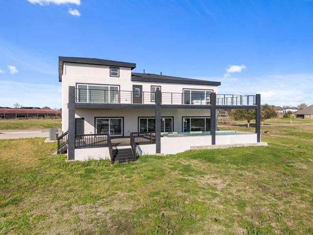 703 Leaning Oak Trail, Richmond, TX 77406