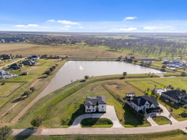 703 Leaning Oak Trail, Richmond, TX 77406