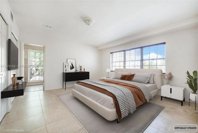 1265 S Alhambra Cir B, Coral Gables, FL 33146