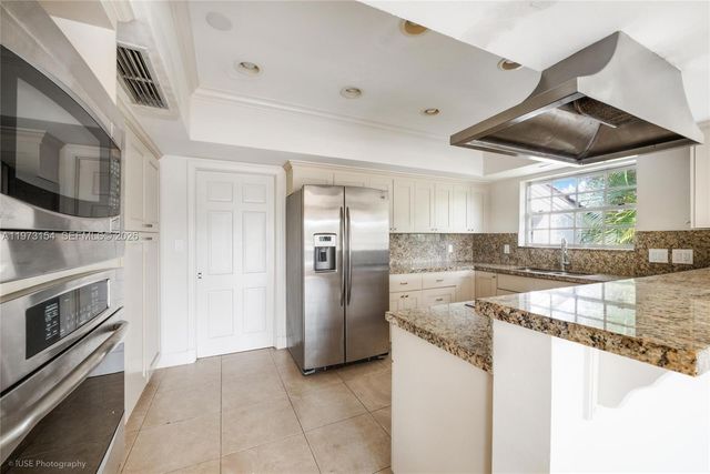 1265 S Alhambra Cir B, Coral Gables, FL 33146