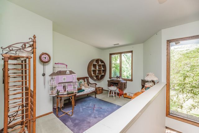 8080 Wolf Road, Burr Ridge, IL 60527