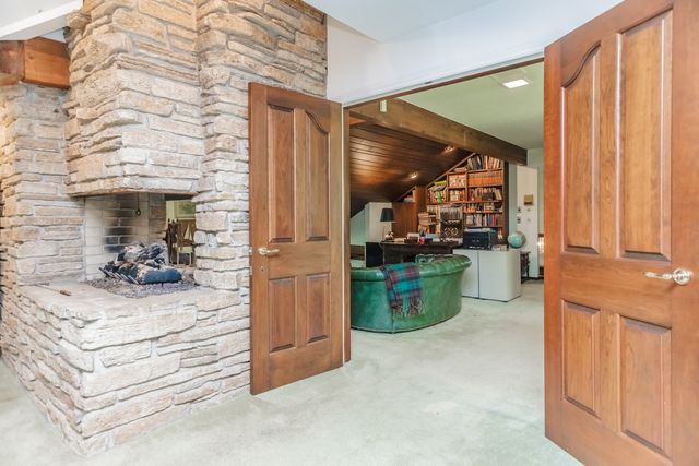 8080 Wolf Road, Burr Ridge, IL 60527