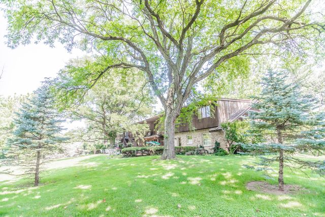 8080 Wolf Road, Burr Ridge, IL 60527