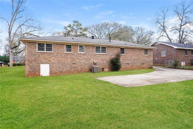 1320 N Cherokee Avenue, Griffin, GA 30224