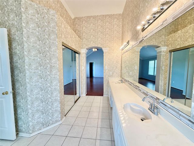 4614 Forest Home Drive, Missouri City, TX 77459