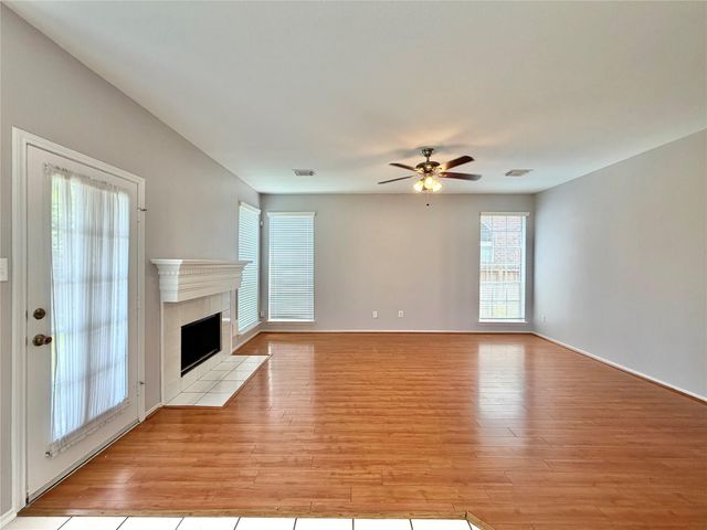 4614 Forest Home Drive, Missouri City, TX 77459