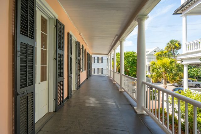 42 S Battery Street, Charleston, SC 29401
