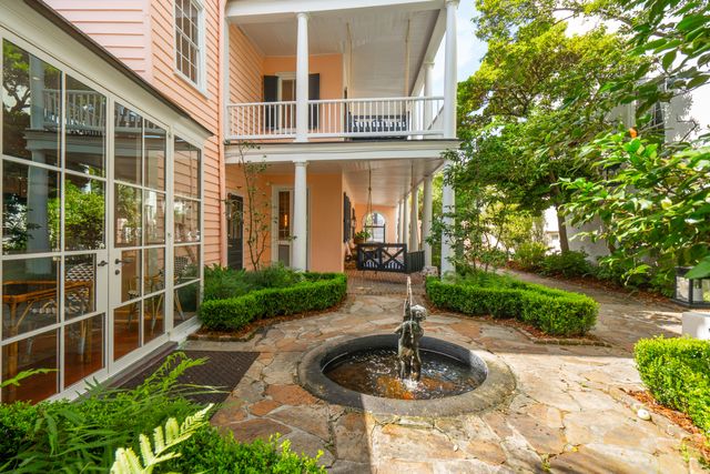 42 S Battery Street, Charleston, SC 29401