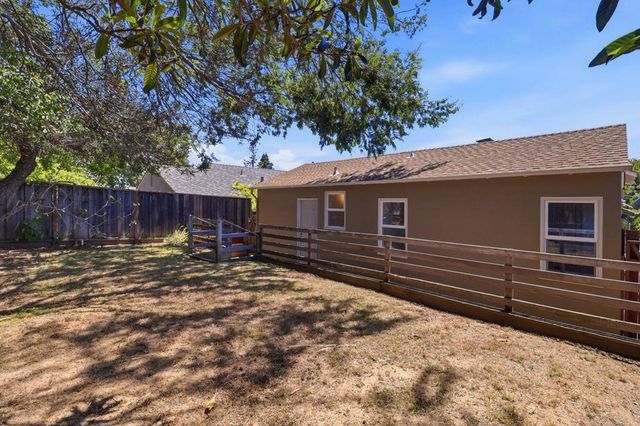 1545 Alameda de las Pulgas, San Carlos, CA 94070