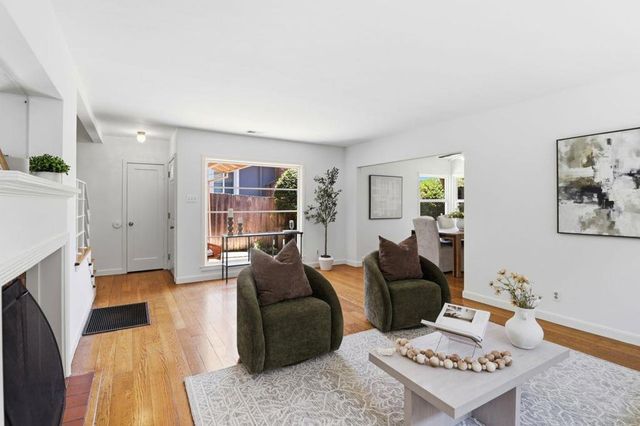 1545 Alameda de las Pulgas, San Carlos, CA 94070
