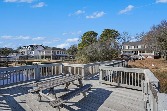 272 Park St., Little River, SC 29566