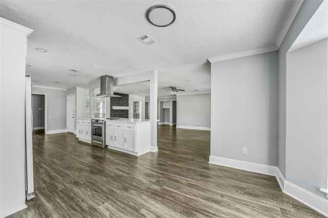 810 Maranon Lane, Houston, TX 77090