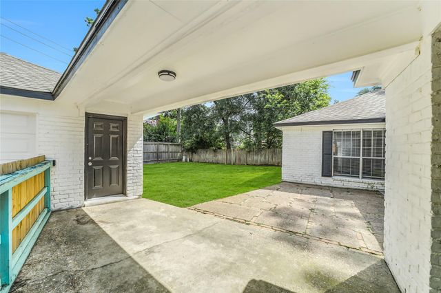 810 Maranon Lane, Houston, TX 77090