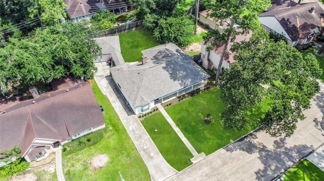 810 Maranon Lane, Houston, TX 77090
