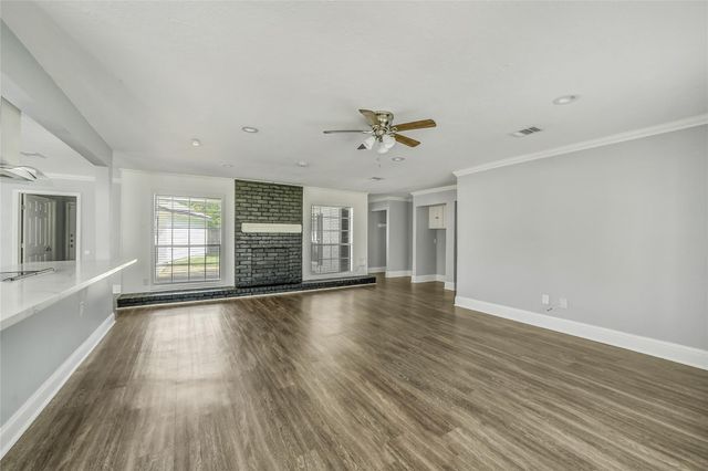 810 Maranon Lane, Houston, TX 77090