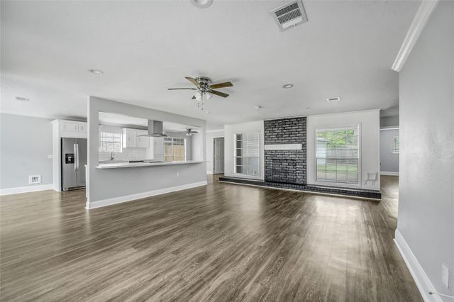 810 Maranon Lane, Houston, TX 77090