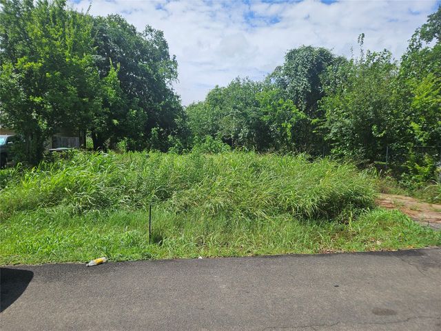 242 Georgia Street, Houston, TX 77029