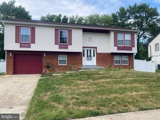 12521 MACDUFF DR, Fort Washington, MD 20744
