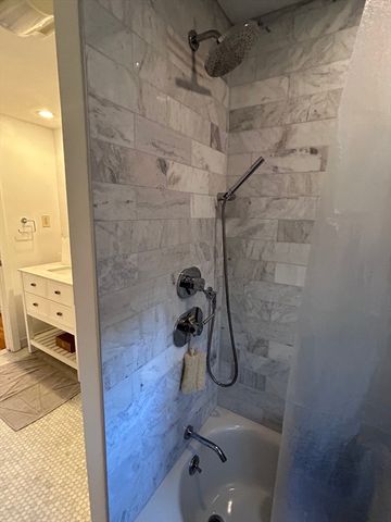 44 Marla Circle 1, Newton, MA 02459