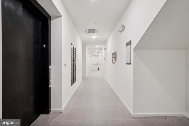 225-27 N 12TH ST, Philadelphia, PA 19107