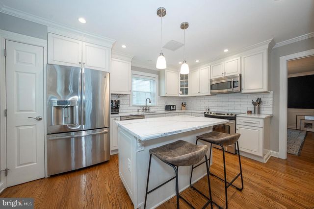 10 HANSEN CT, Narberth, PA 19072