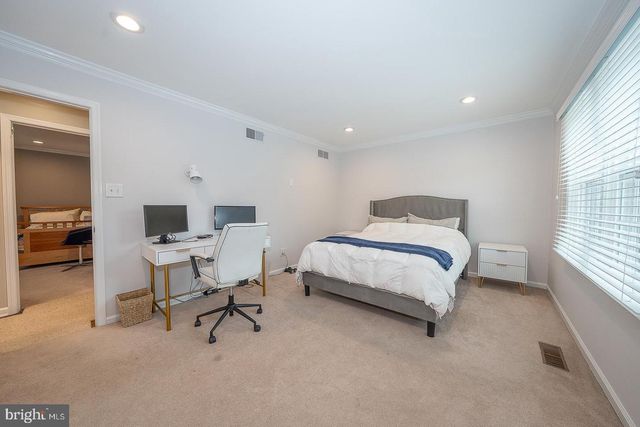 10 HANSEN CT, Narberth, PA 19072