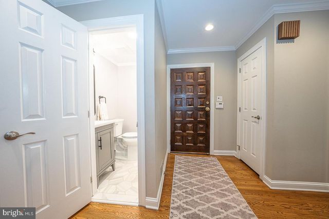10 HANSEN CT, Narberth, PA 19072