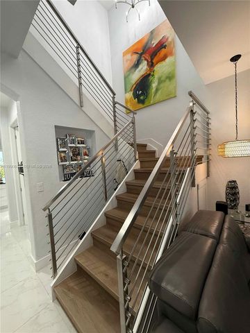 6923 Julia Gardens Dr, Coconut Creek, FL 33073