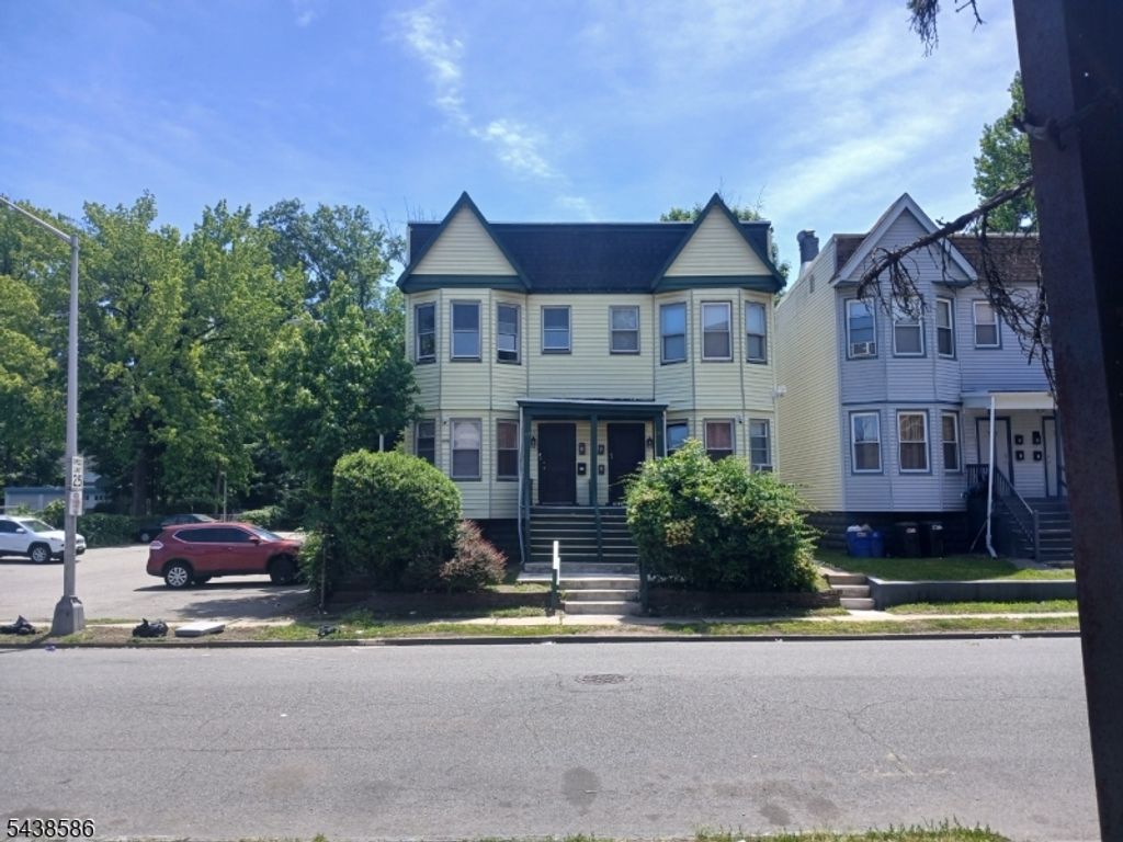 73 Franklin St, East Orange City, NJ 07017 — exterior