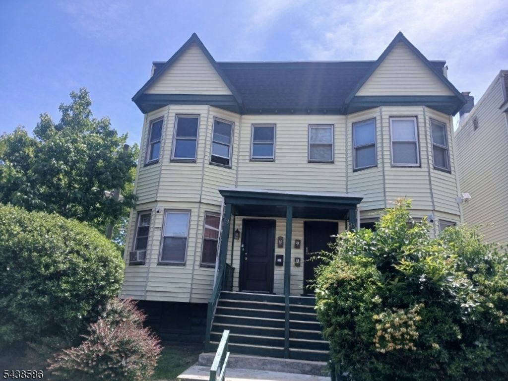 73 Franklin St, East Orange City, NJ 07017 — photo 3