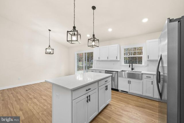 26172 SHANNON MILL DR, Ruther Glen, VA 22546