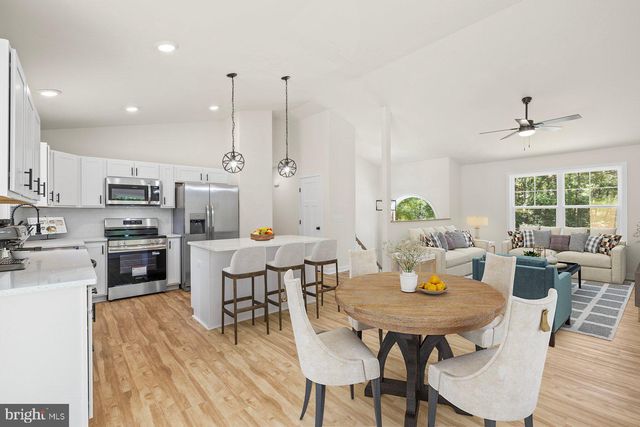 26172 SHANNON MILL DR, Ruther Glen, VA 22546