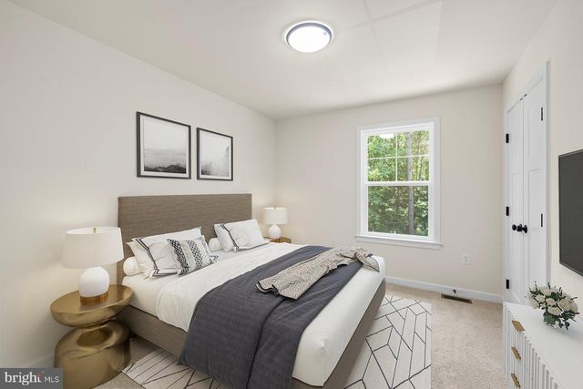 26172 SHANNON MILL DR, Ruther Glen, VA 22546