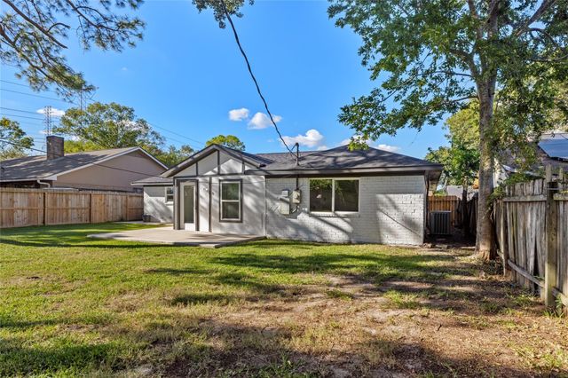 11423 Hazen Street, Houston, TX 77072