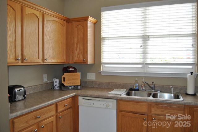 2421 Loch Stone Drive, Gastonia, NC 28054