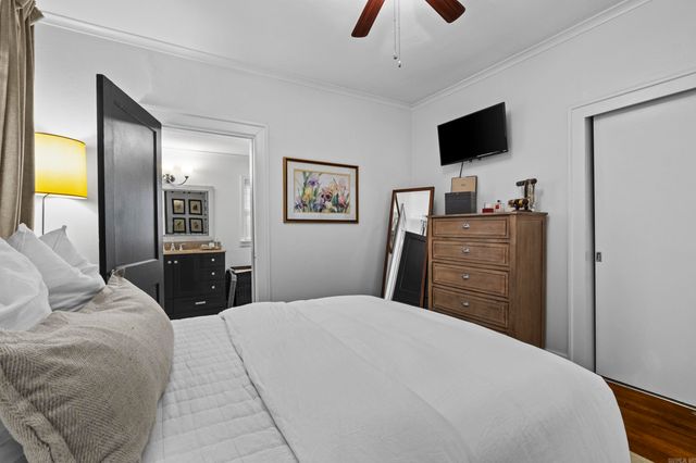 5111 Woodlawn Dr, Little Rock, AR 72205