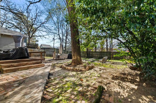 5111 Woodlawn Dr, Little Rock, AR 72205