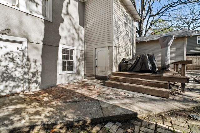 5111 Woodlawn Dr, Little Rock, AR 72205