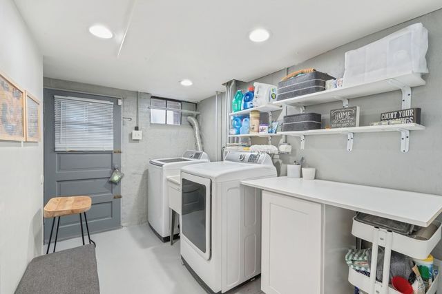 1745 N Oak Park Avenue, Chicago, IL 60707