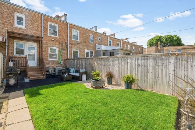1745 N Oak Park Avenue, Chicago, IL 60707