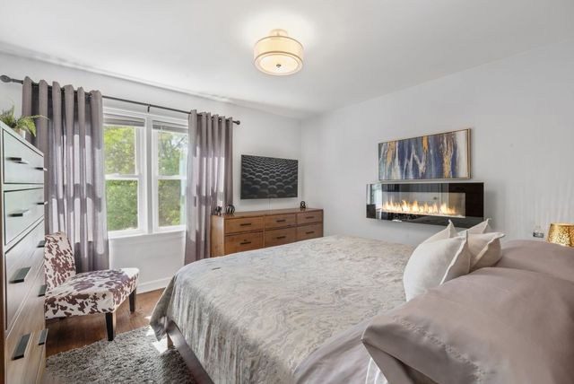 1745 N Oak Park Avenue, Chicago, IL 60707
