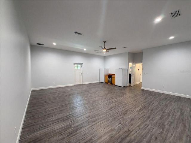 2700 WESTSIDE DRIVE, Leesburg, FL 34748