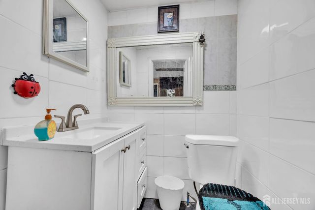 75-77 Laramie Road, Plainfield, NJ 07060