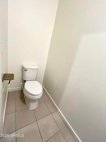 2215 W HARMONT Drive, Phoenix, AZ 85021