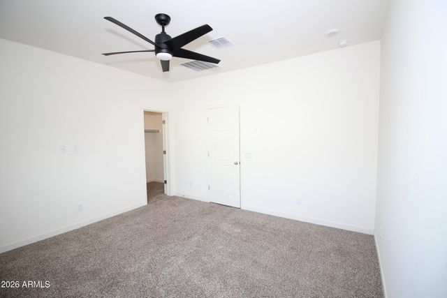 2215 W HARMONT Drive, Phoenix, AZ 85021